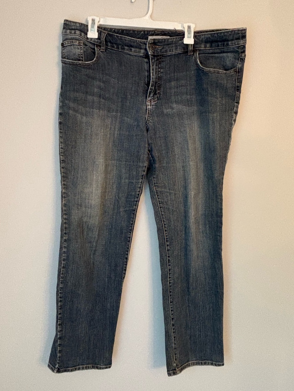 Chico's Platinum Medium/Dark Wash Classic Ultimate Fit Slim Cropped Jeans Sz 3